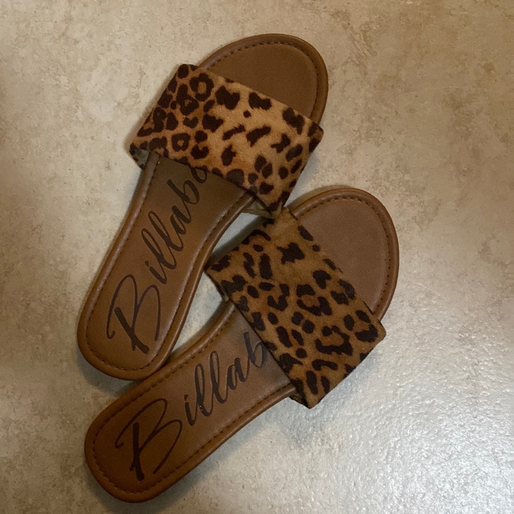 Cheetah / Leopard print Billabong Sandals